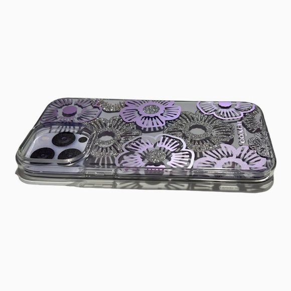 COACH Protective Case for iPhone 13/12 Pro Max MagSafe Tea Rose Ice Purple NEW - Picture 5 of 7